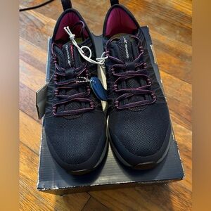 Reebok Athletic Work Shoes Women’s Size 6 New